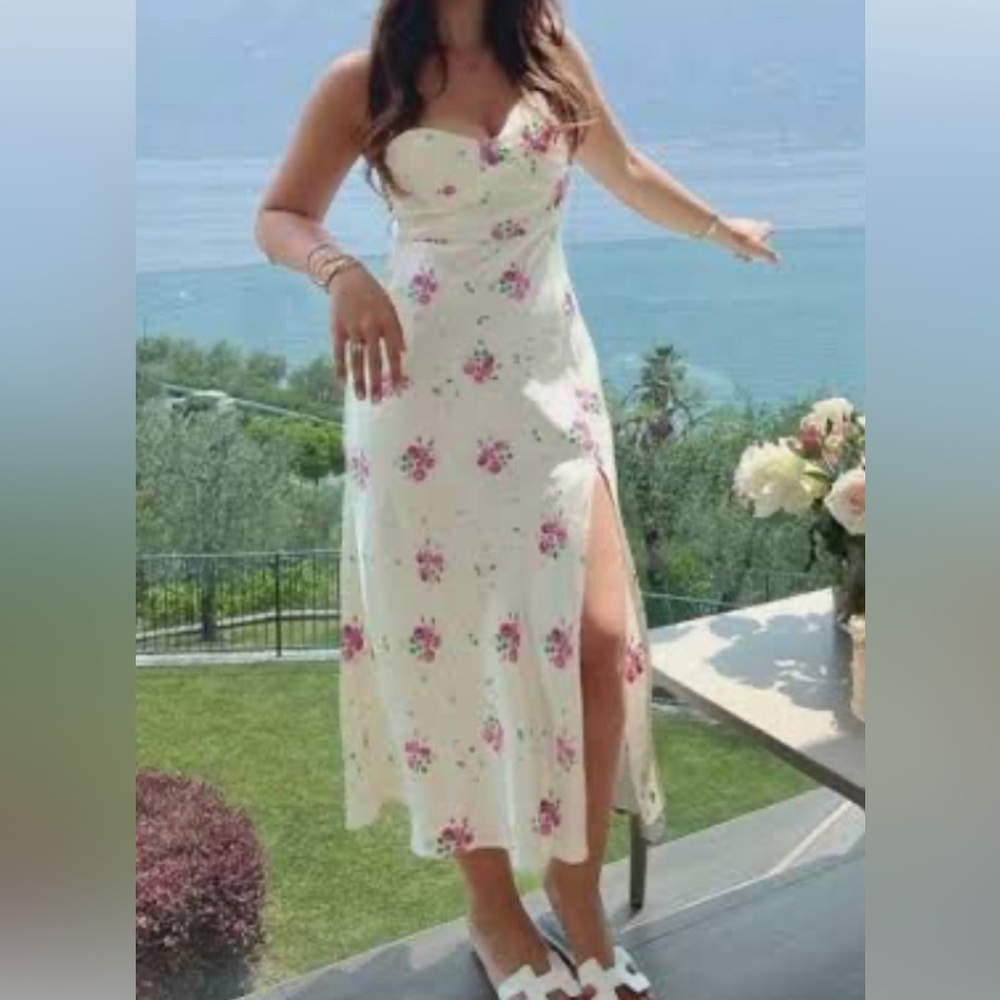Zara corset floral satin maxi dress 🦋🌸